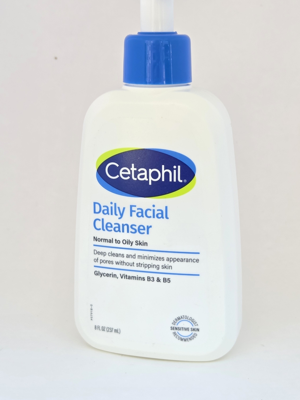 $8 When Bundled - Cetaphil Daily Facial Cleanser 8oz NEW
